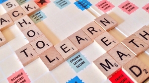 Scrabble anglais avec des mots éducatifs